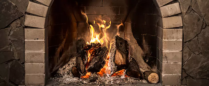 Cracked Electric Fireplace Bricks Repair Services in Mascouche, QC