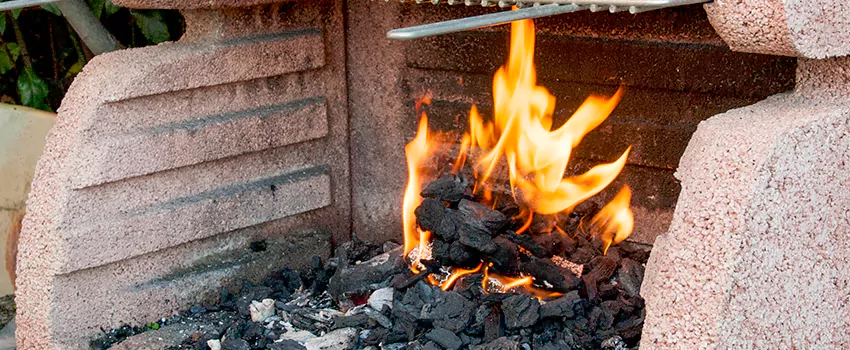 Clean The Fireplace Mantle And Hearth in Mascouche, QC